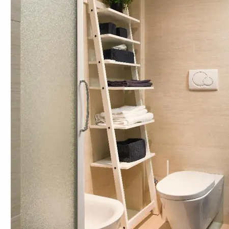 Delightful Two-room In Brera * Mailand