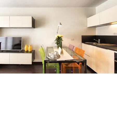Apartment Delightful Two-room In Brera Mailand