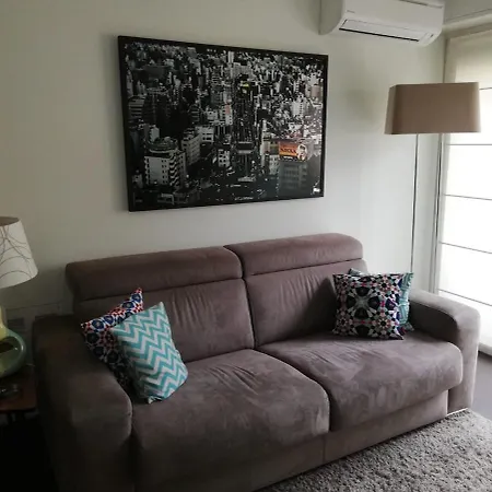 Delightful Two-room In Brera Milan